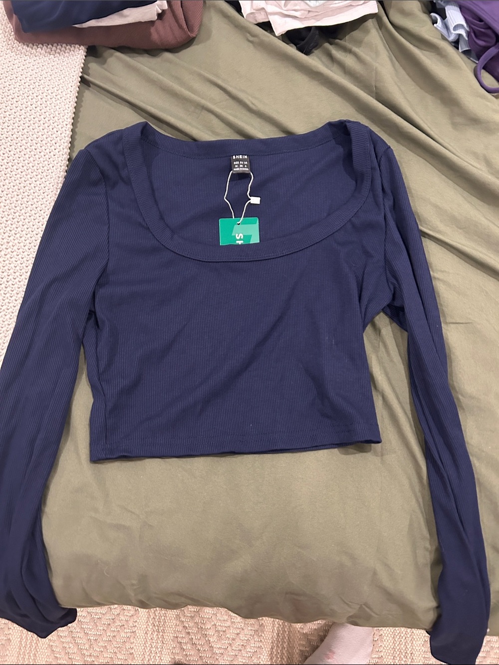 SHEIN Navy Ribbed Long-Sleeve Scoop Crop Top